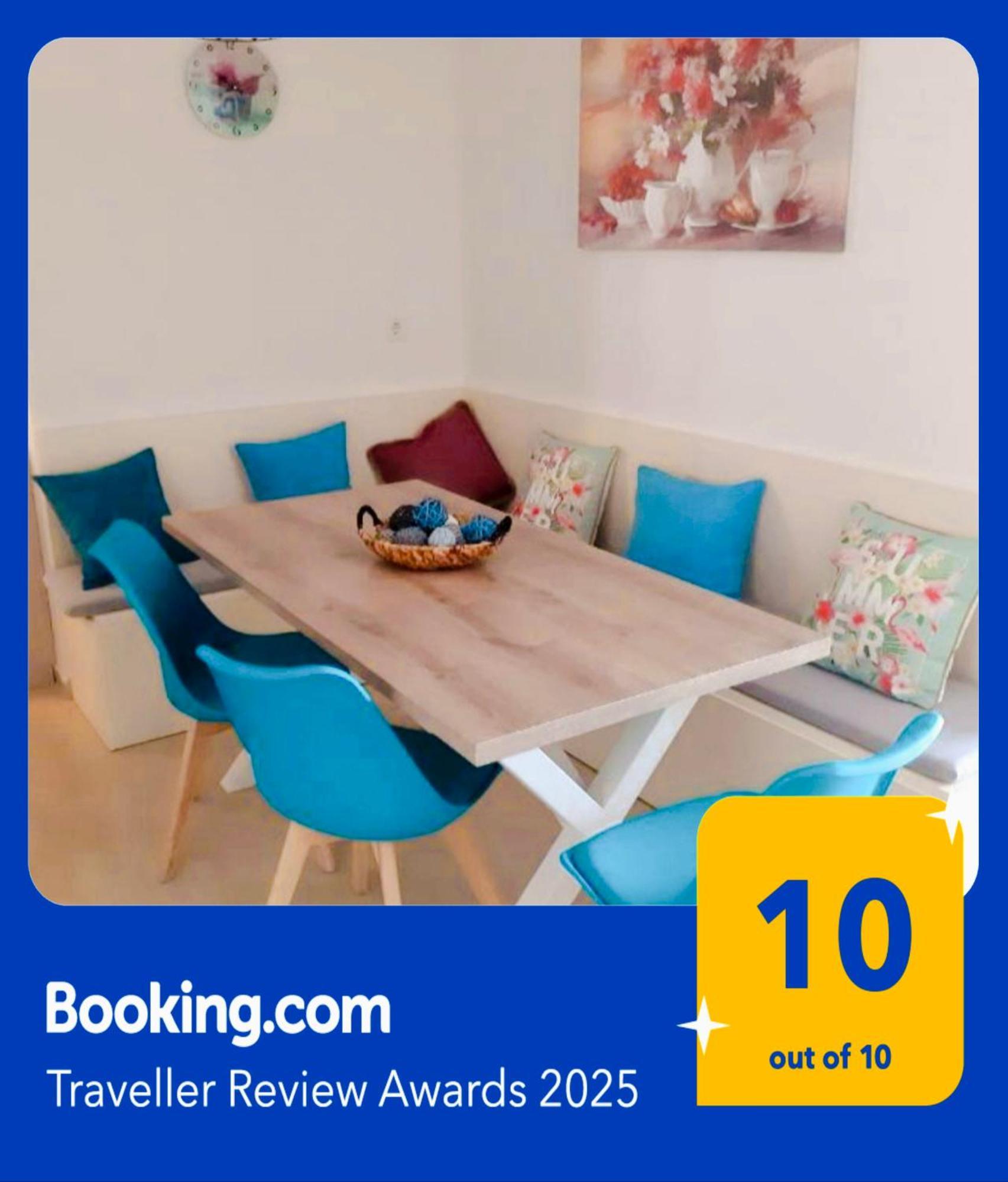 Central Apartment Near The Beach With Huge Private Terrace Loutráki Extérieur photo